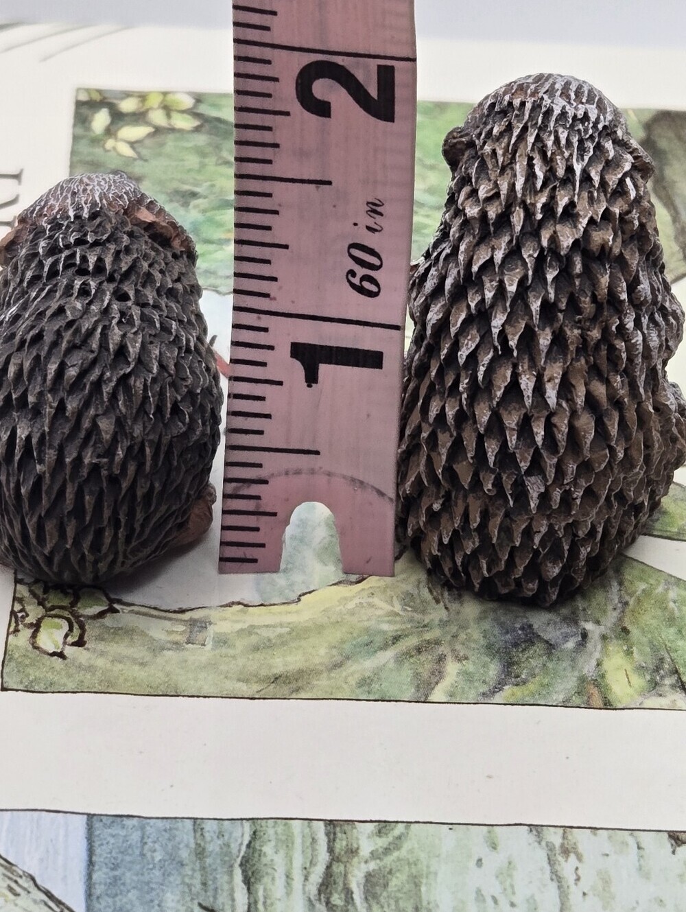 Vintage Young's Resin Hedgehog Lot Of 2 Miniature - Picture 6 of 11